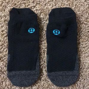 NEW lululemon run course socks size M/L